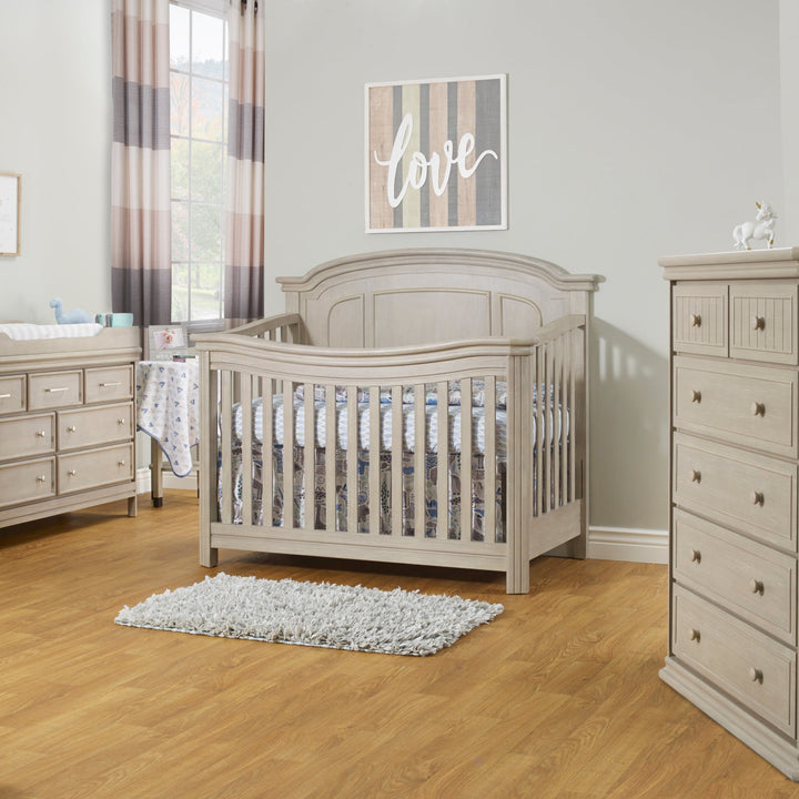 Sorelle Finley Panel Crib