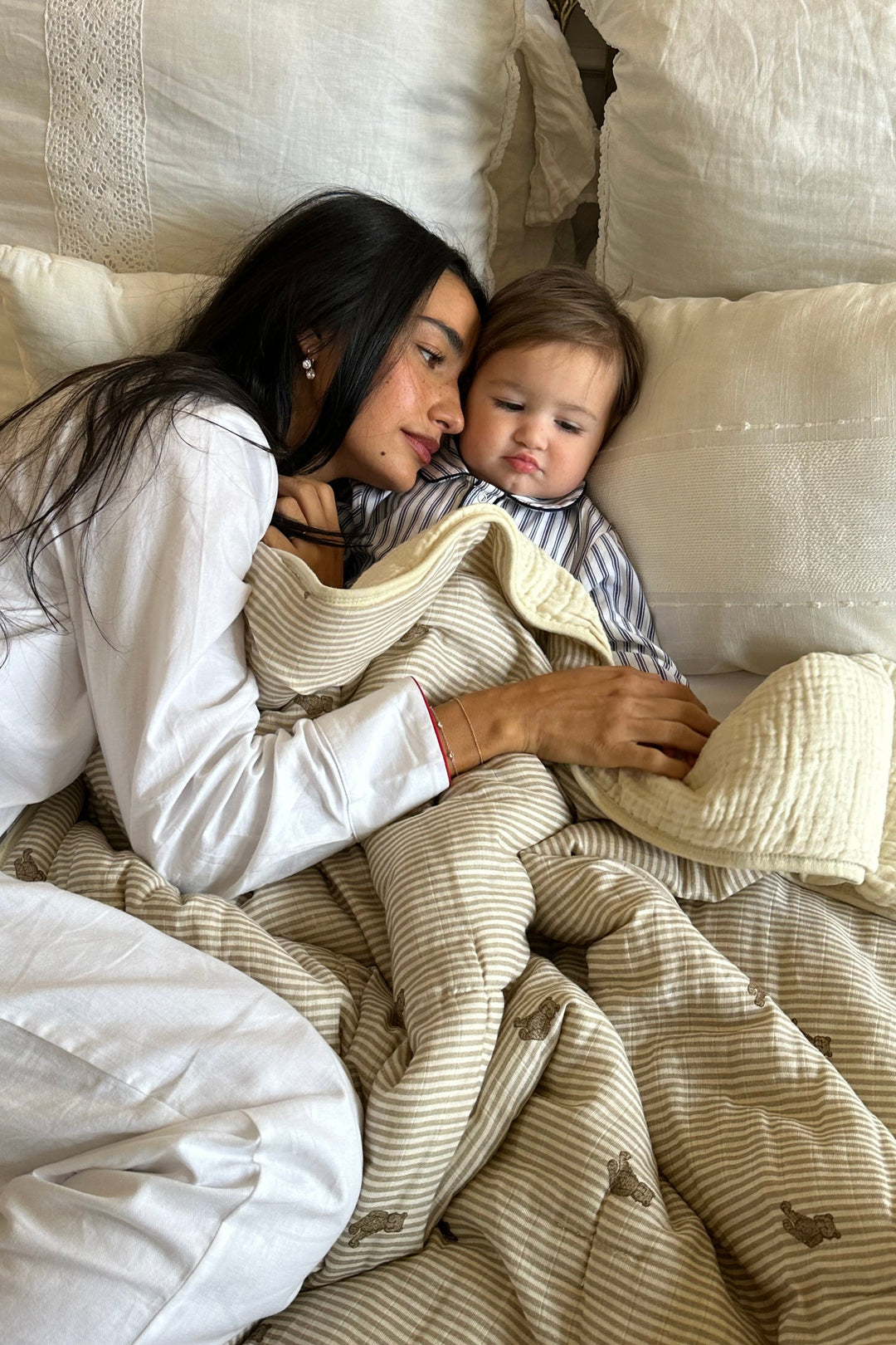Oilo Bear | Premium Muslin Crib Quilt & Sham Set