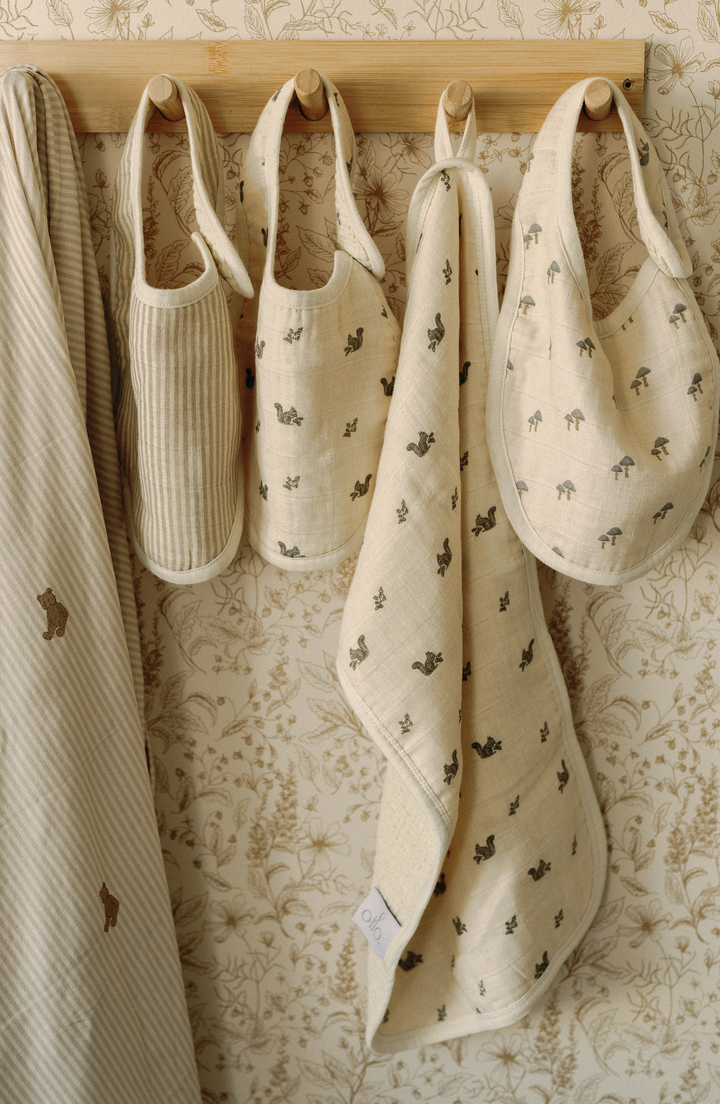 Oilo Squirrel & Mushroom | Premium Muslin Bib 2-Pack