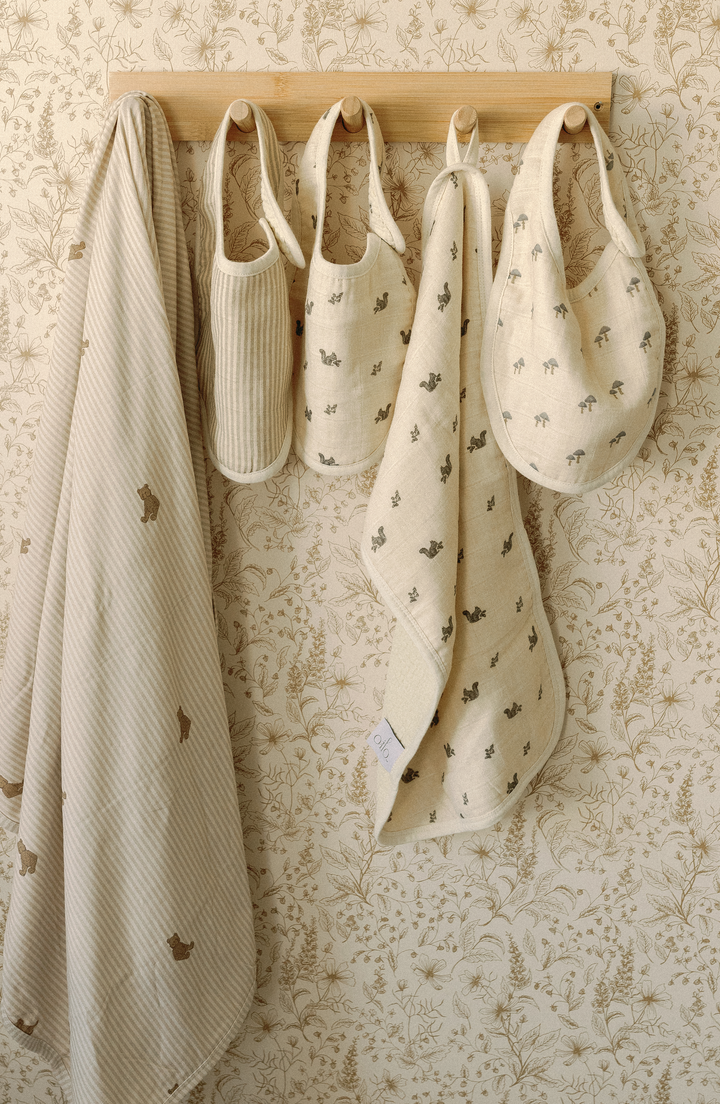 Oilo Squirrel & Mushroom | Premium Muslin Bib 2-Pack