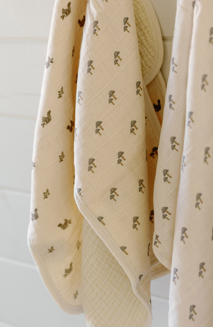Oilo Squirrel & Mushroom | Premium Muslin Burp Cloth 2-Pack
