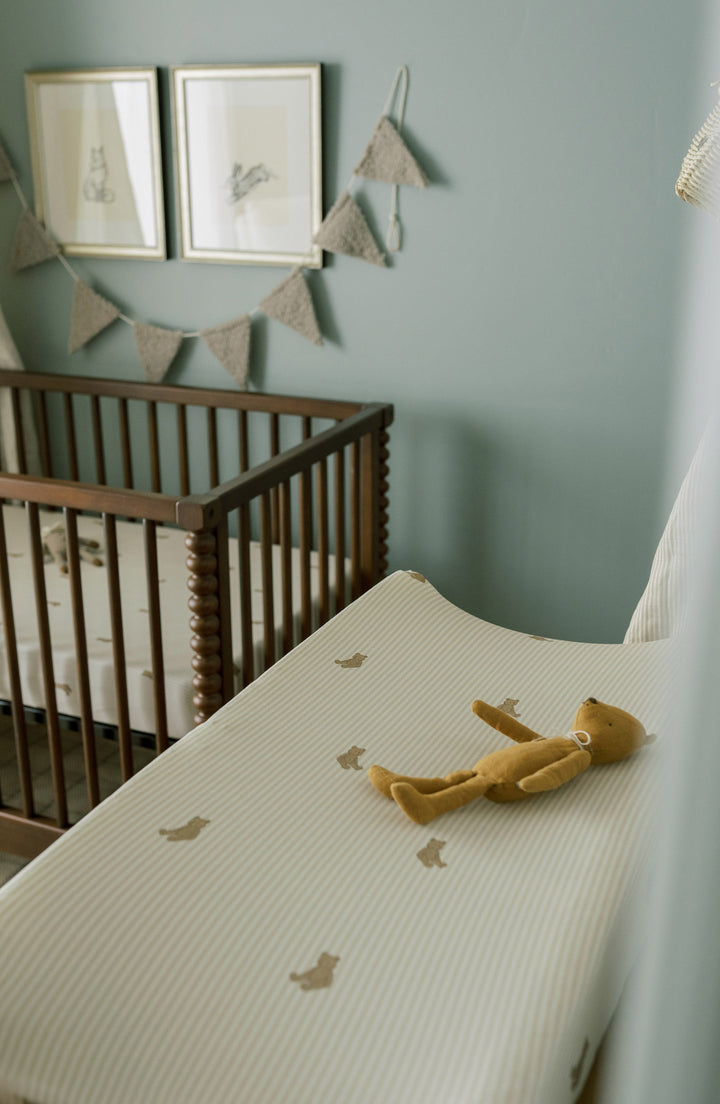 Oilo Bear | Convertible Moses Basket Sheet & Extra Small Changing Pad Cover