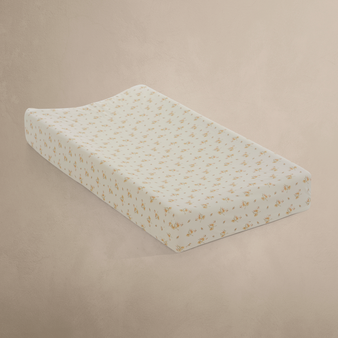 Oilo Dainty Floral | Convertible Bassinet Sheet & Changing Pad Cover