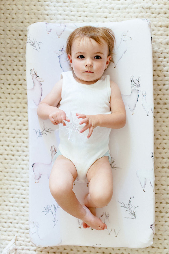 Oilo Llama | Convertible Bassinet Sheet & Changing Pad Cover
