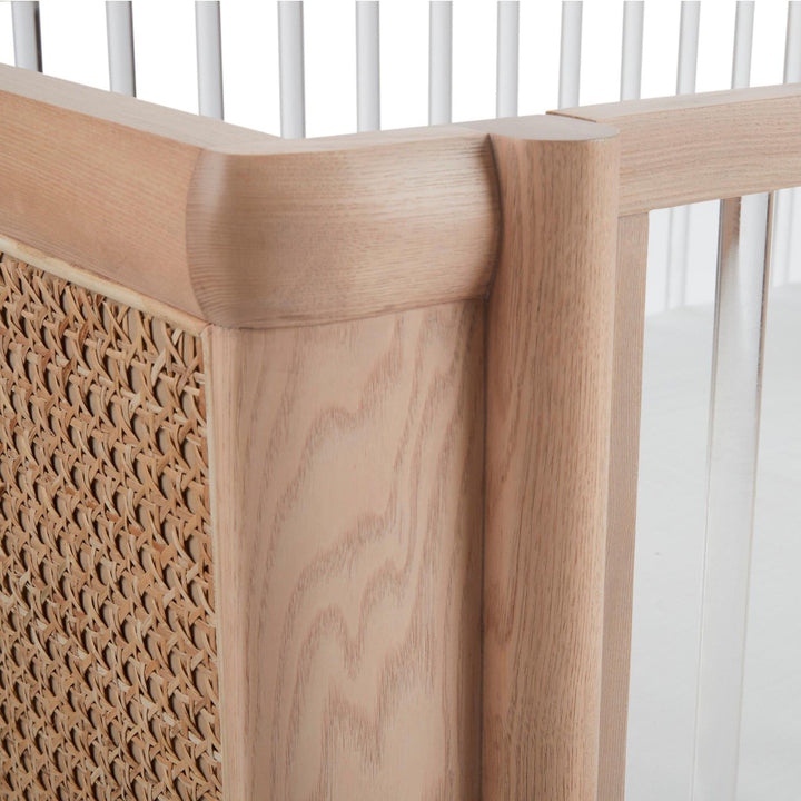 Maxi-Cosi Nursery Brisa 4-in-1 Convertible Crib with Toddler Bed/Daybed Conversion Kit | PRESALE