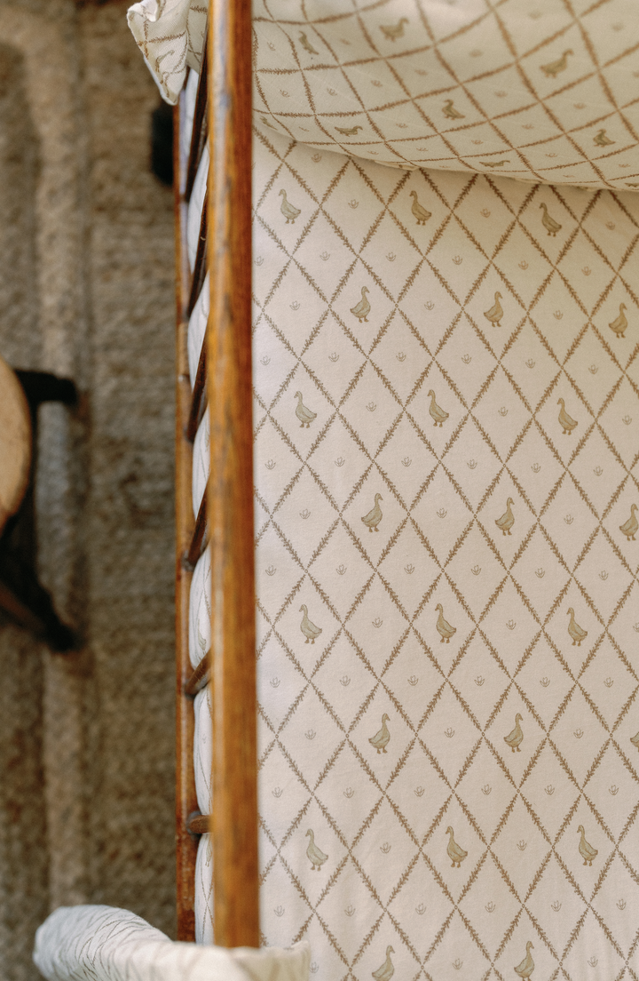Oilo Butter Yellow Duck | Crib Sheet