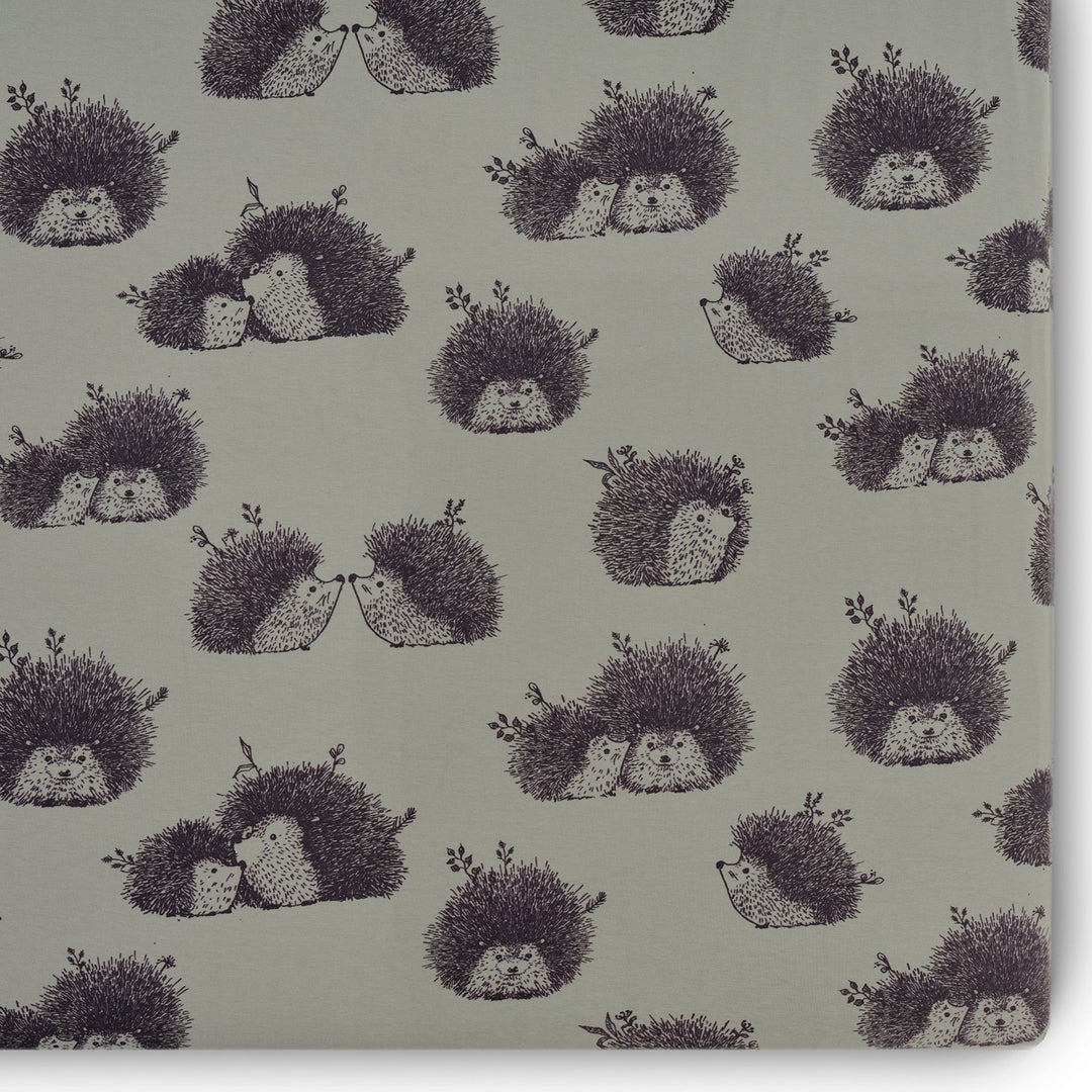 Oilo Hedgehog | Crib Sheet