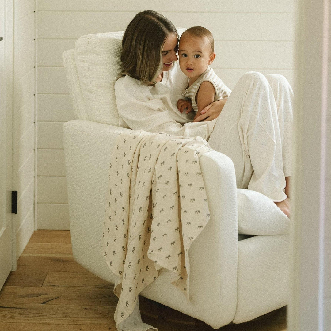 Oilo Drew Gliding Swivel Nursery Recliner