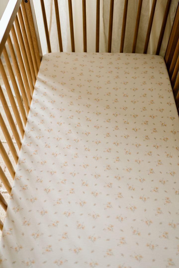 Oilo Dainty Floral | Crib Sheet