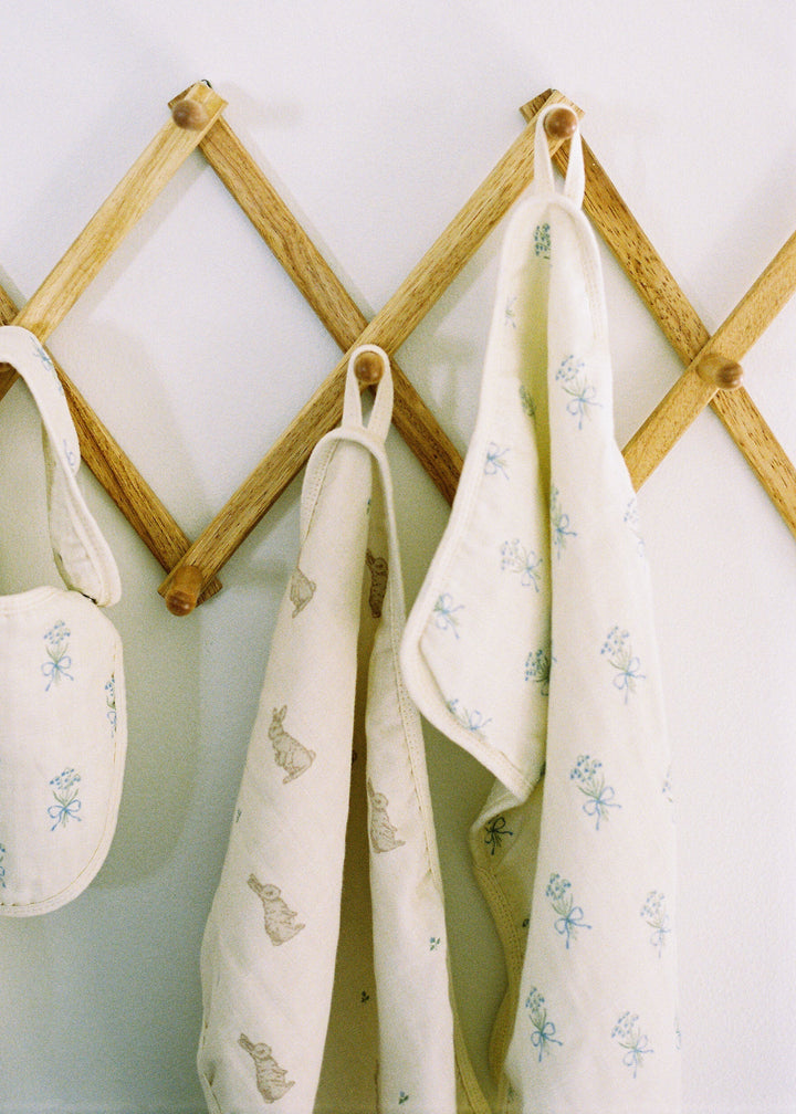 Oilo Bunny & Lily of the Valley | Premium Muslin Burp Cloth 2-Pack