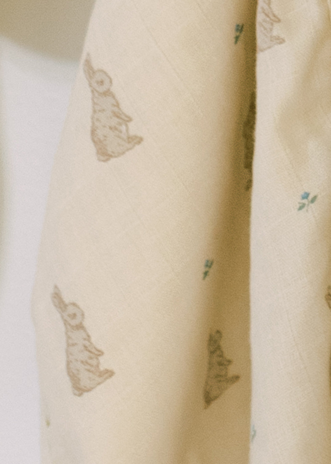 Oilo Bunny & Lily of the Valley | Muslin Swaddle Blanket Set