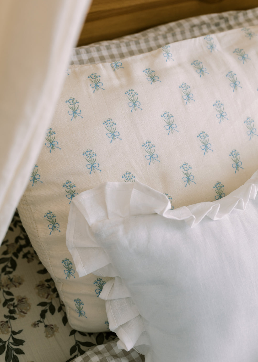 Oilo Lily of the Valley | Premium Muslin Crib Quilt & Sham Set