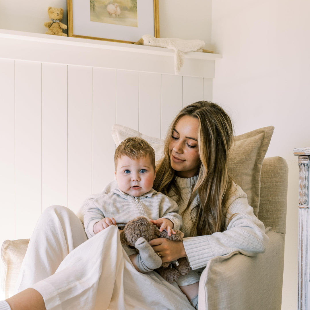 Oilo Margot Swivel Nursery Glider