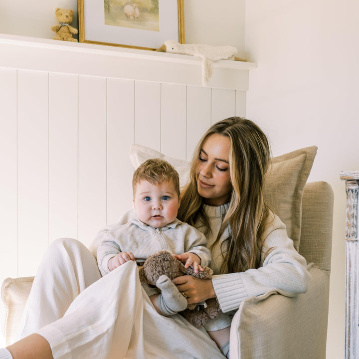 Oilo Margot Swivel Nursery Glider
