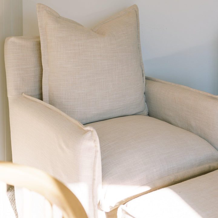 Oilo Margot Swivel Nursery Glider
