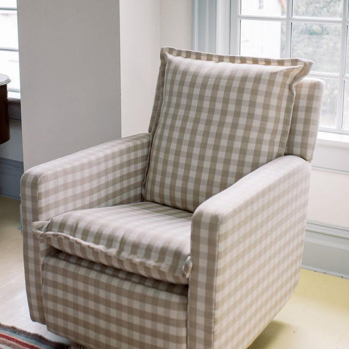 Oilo Flynn Gliding Swivel Nursery Recliner