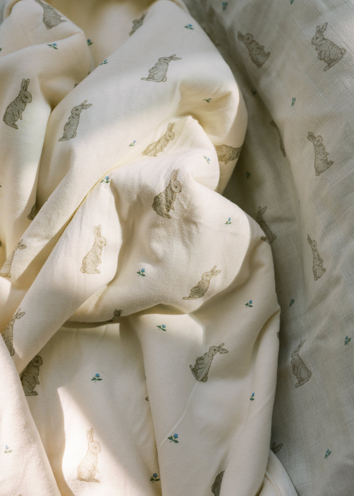 Oilo Bunny | Cuddle Blanket