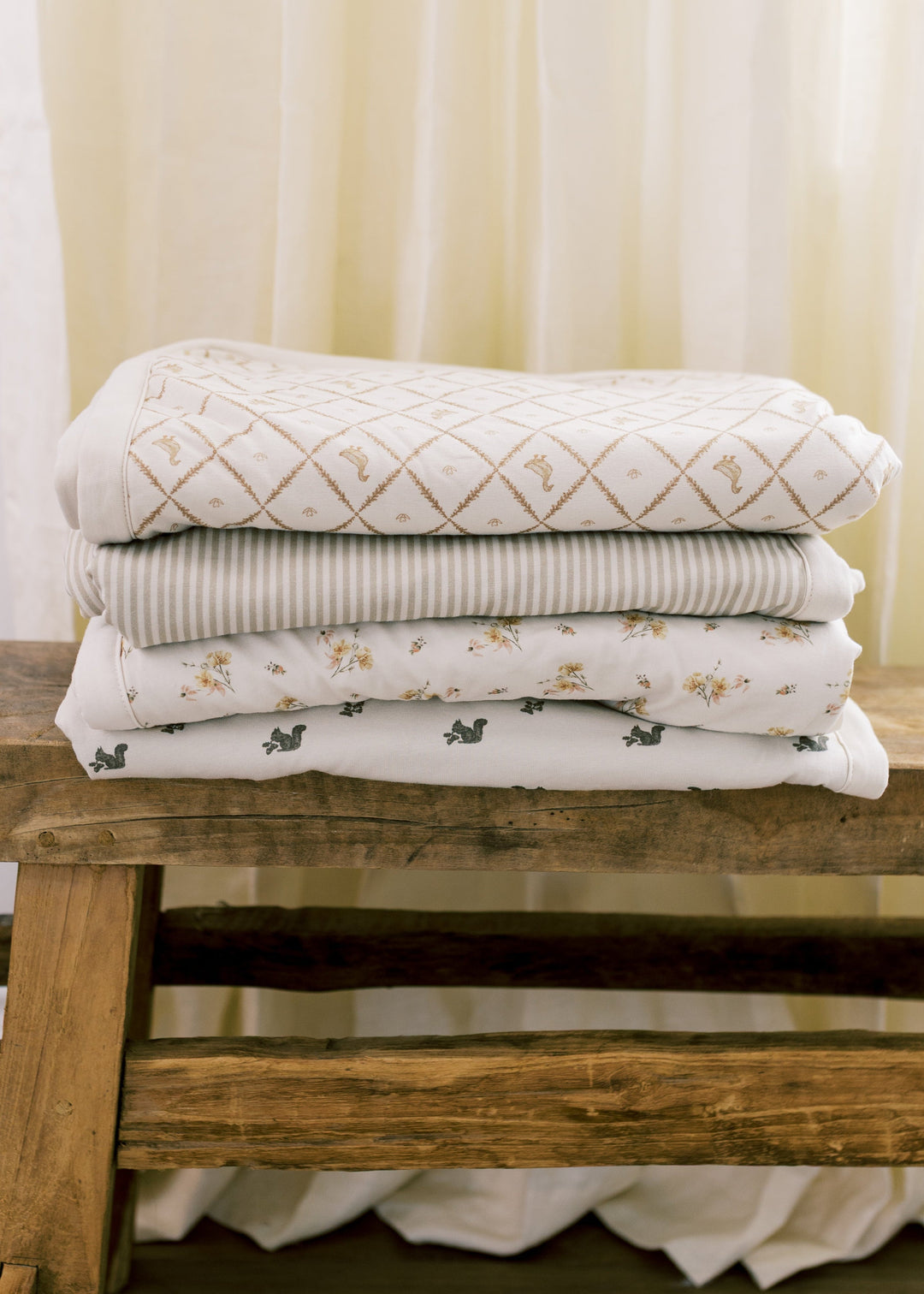 Oilo Dainty Floral | Cuddle Blanket