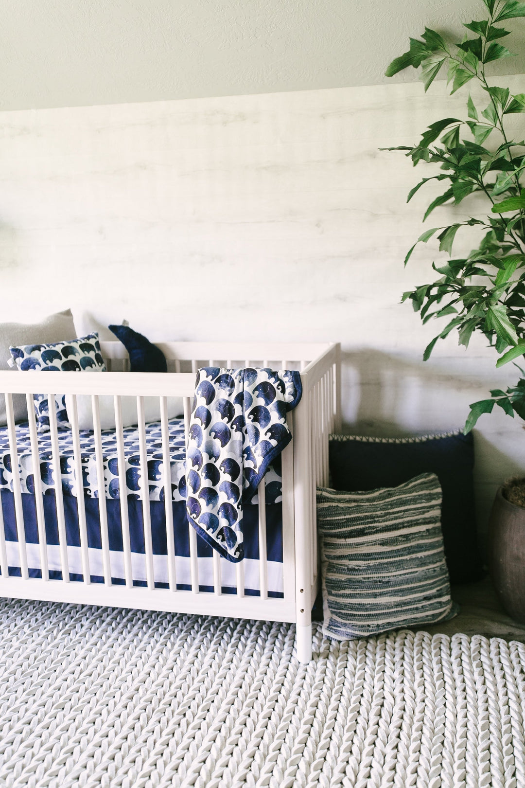 Oilo Elephant | Crib Sheet