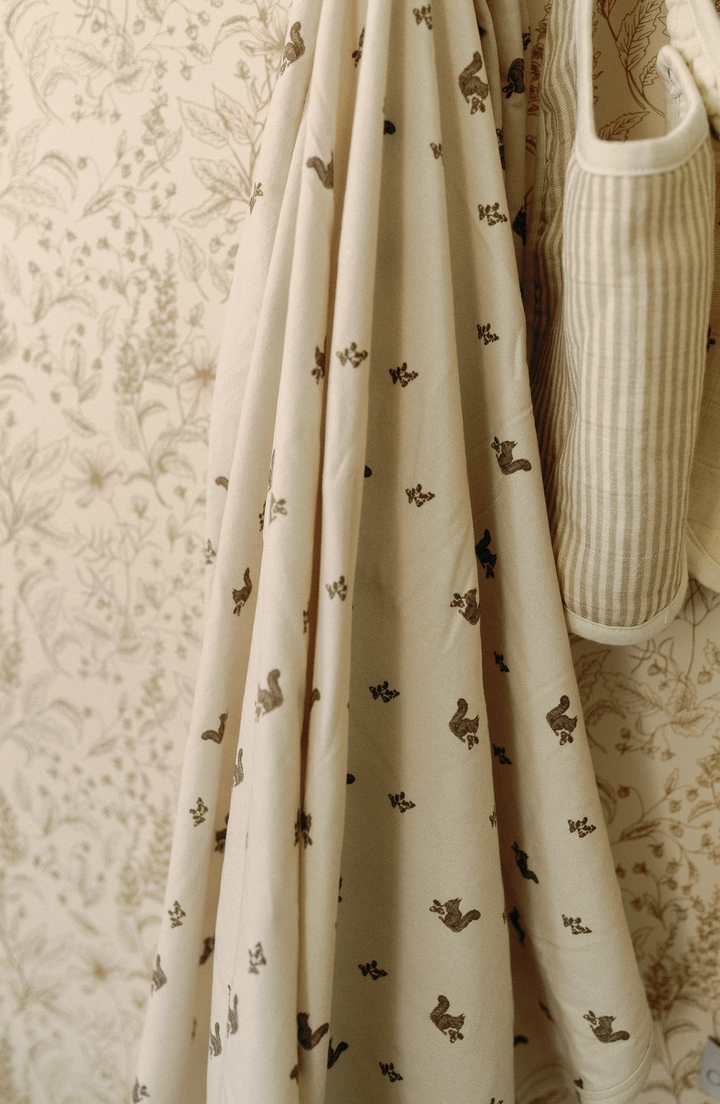 Oilo Squirrel & Mushroom | Jersey Swaddle Blanket Set