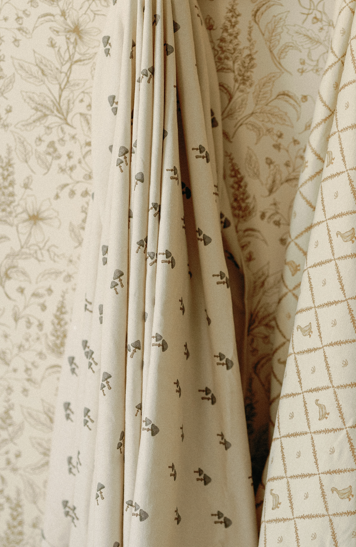 Oilo Squirrel & Mushroom | Jersey Swaddle Blanket Set