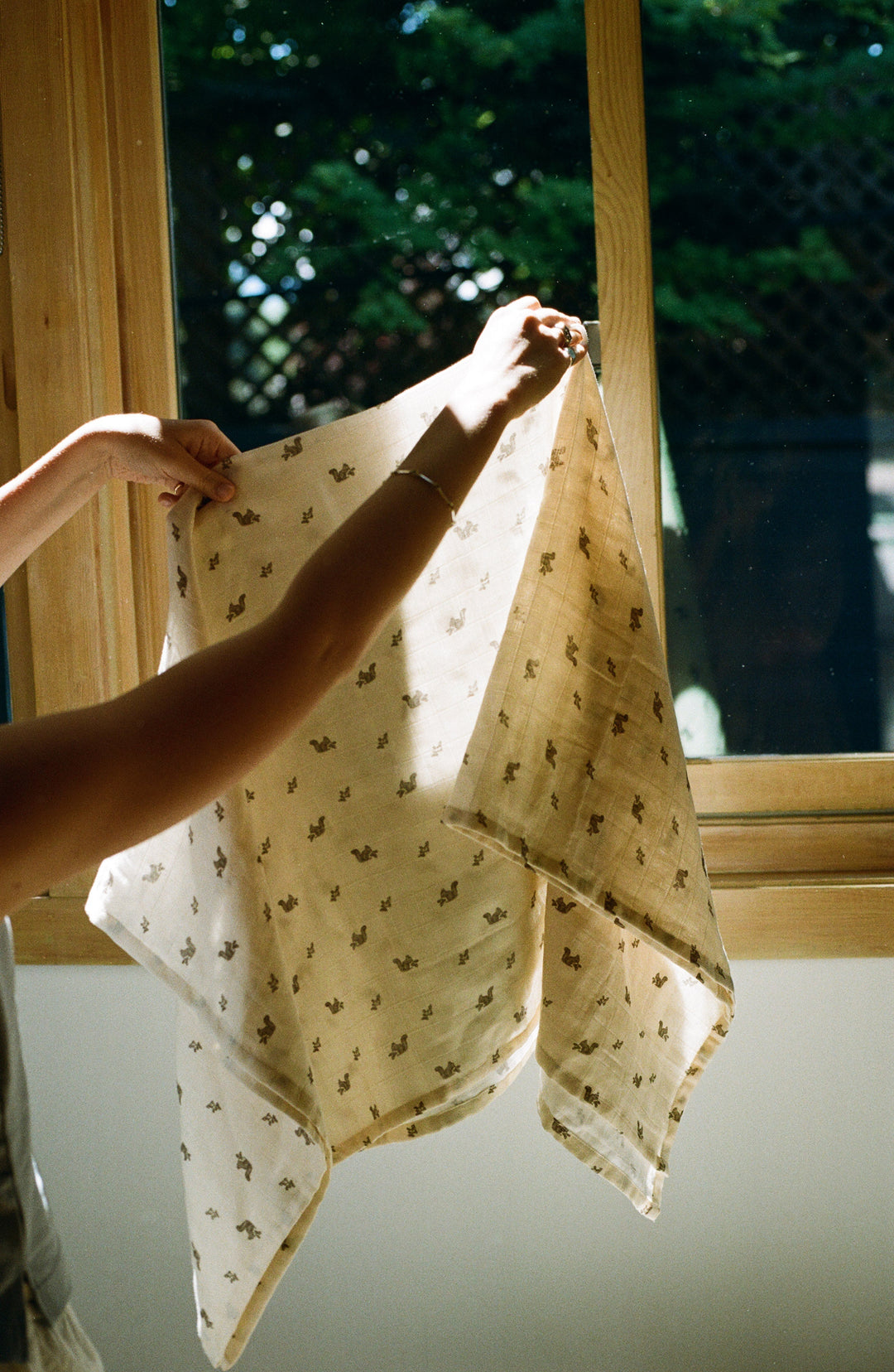 Oilo Squirrel & Mushroom | Muslin Swaddle Blanket Set