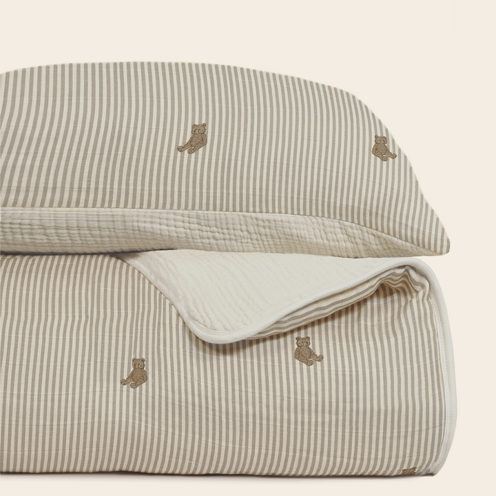 Oilo Bear | Premium Muslin Crib Quilt & Sham Set