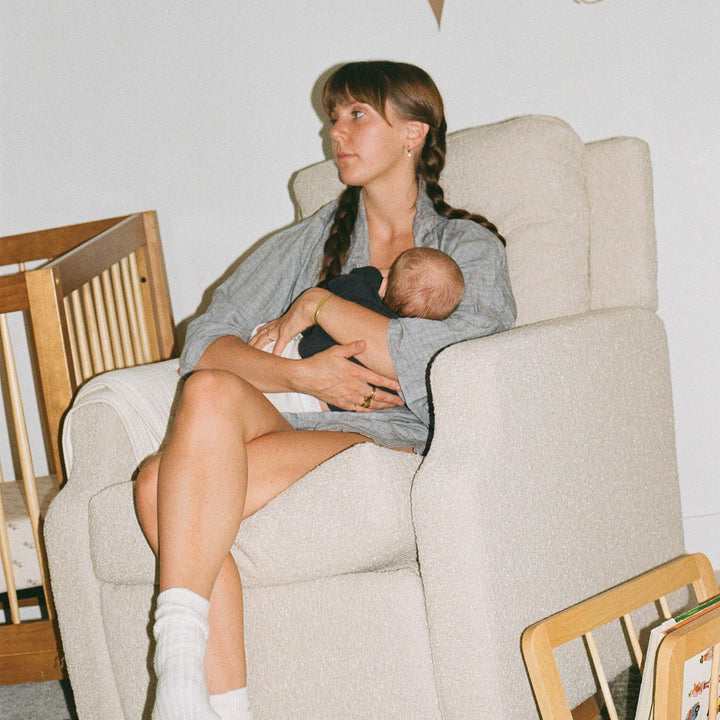 Oilo Harlow Gliding Swivel Nursery Recliner
