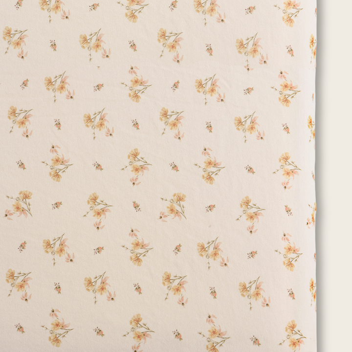 Oilo Dainty Floral | Crib Sheet