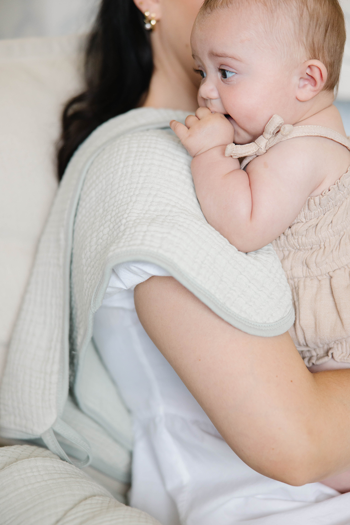 Oilo Bark Brown & Sea Moss Sage Green | Premium Muslin Burp Cloth 2-Pack