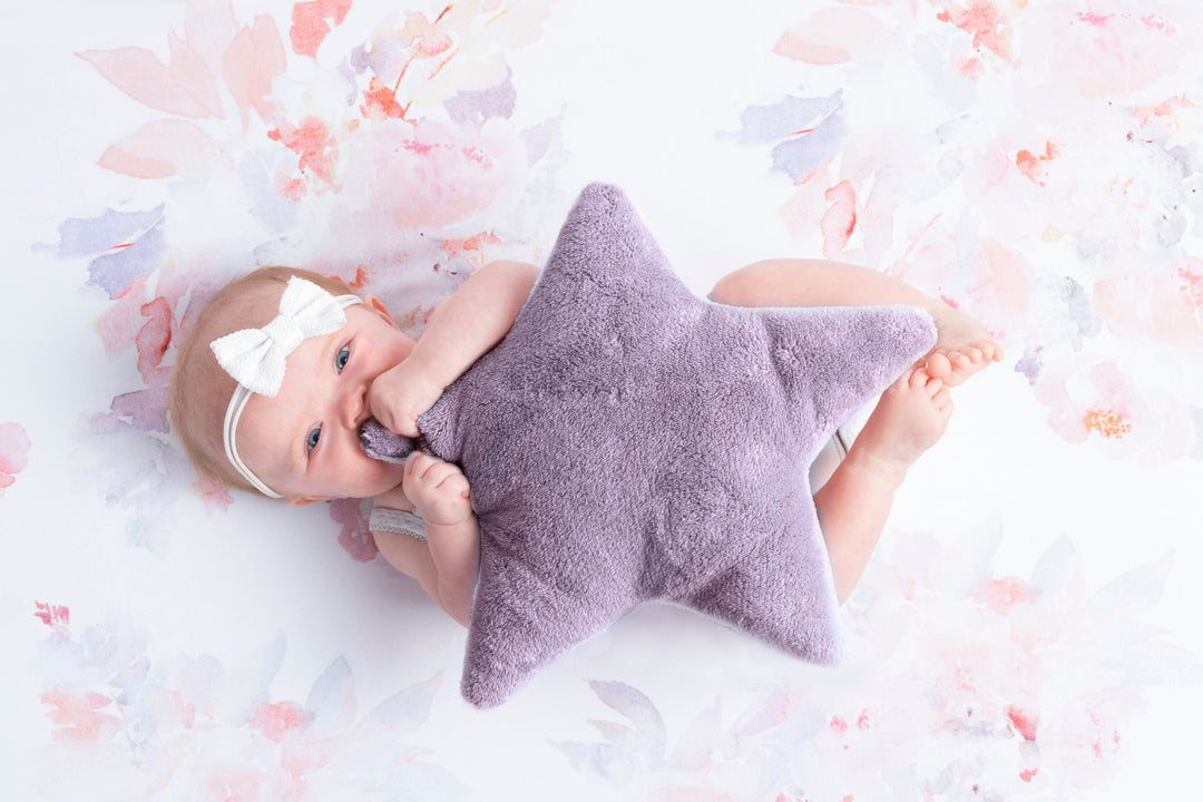 Oilo Lavender Star Pillow